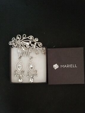 Mariell Silver Crystal Bridal Hair Comb with Matching Earrings